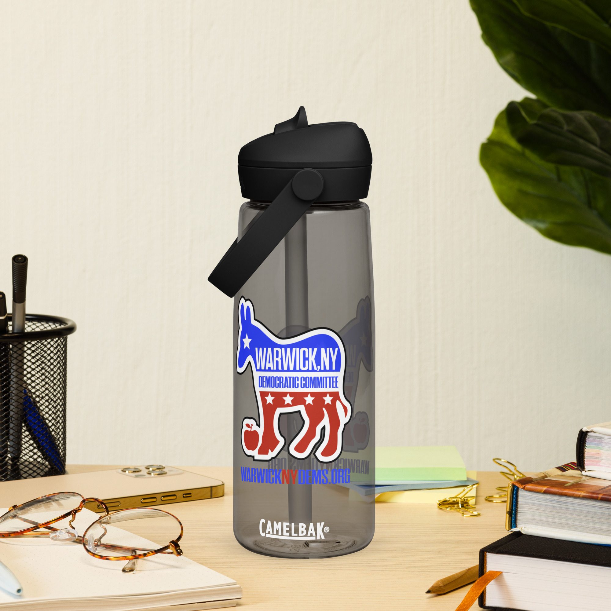 Flip straw water bottle - Image 7